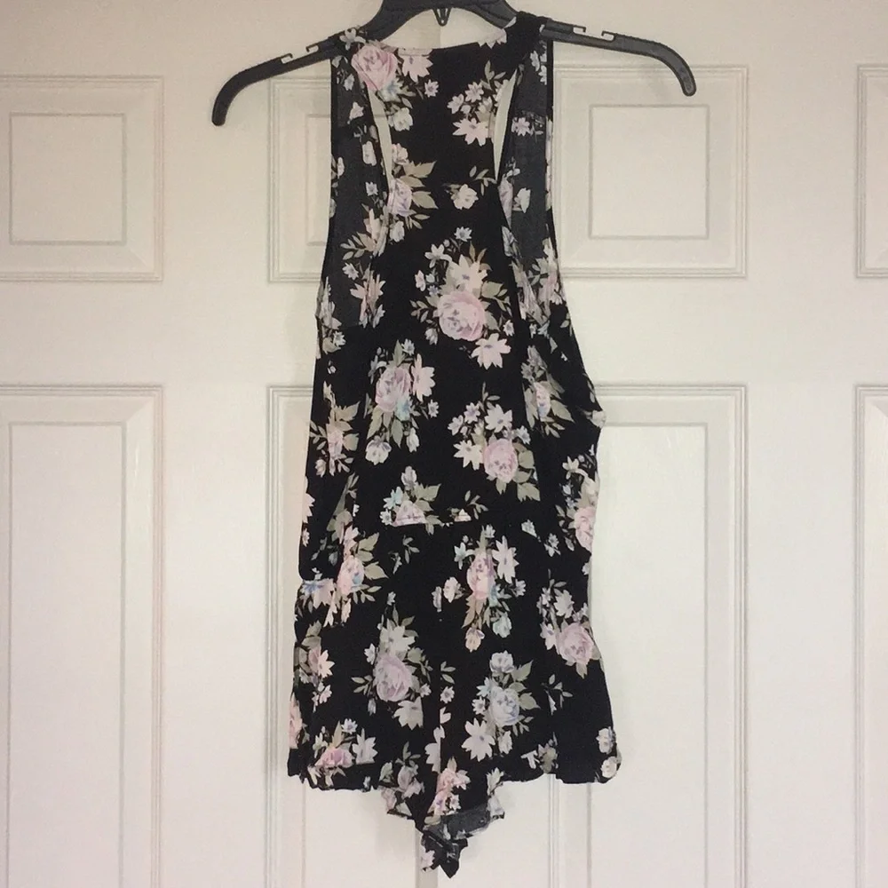 Forever 21 Floral Noir V Neck Ruffle Romper Shorts small